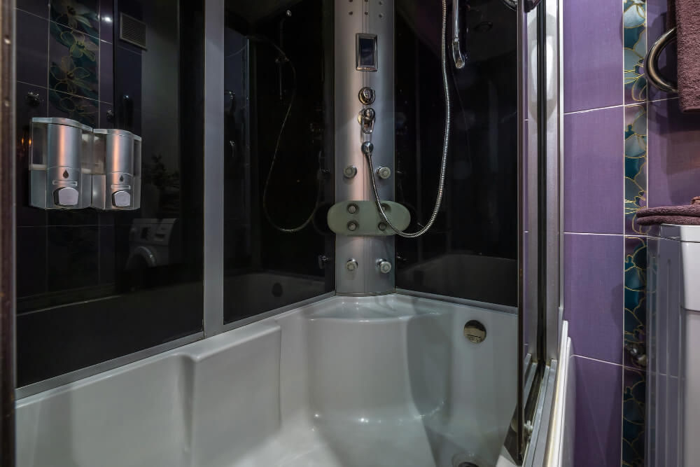 Гідромасажна душова панель: ваш особистий спа-салон вдома