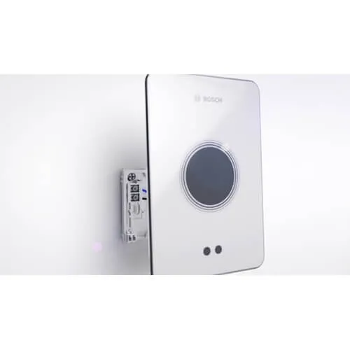 Терморегулятор Bosch EasyControl CT 200 білий (7736701341) - купити за  вигідною ціною в Україні і Києві з доставкою, замовити кімнатні термостати  (терморегулятори) в інтернет магазині