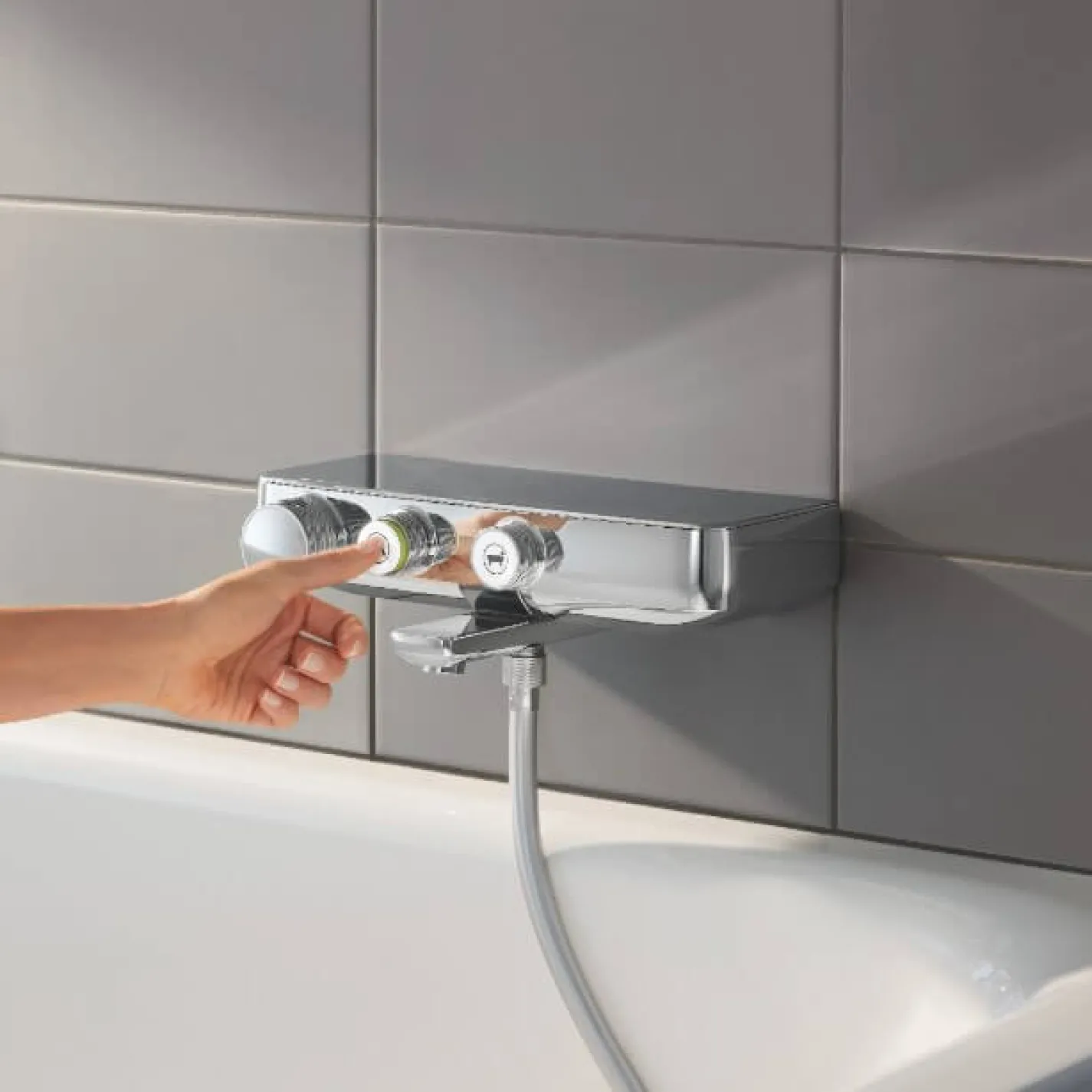 Смеситель термостатический для ванны Grohe Grohtherm SmartControl (34718000)  - Фото 4