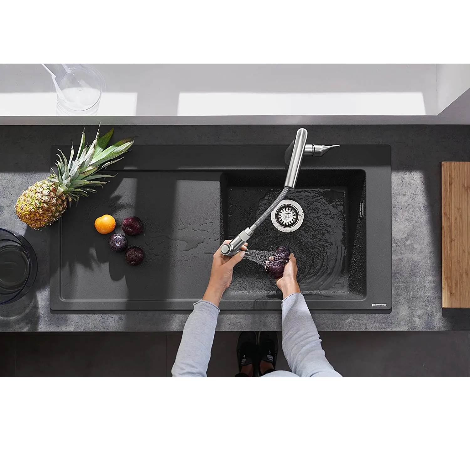 Змішувач для кухні Hansgrohe Metris з висувним виливом - Фото 2