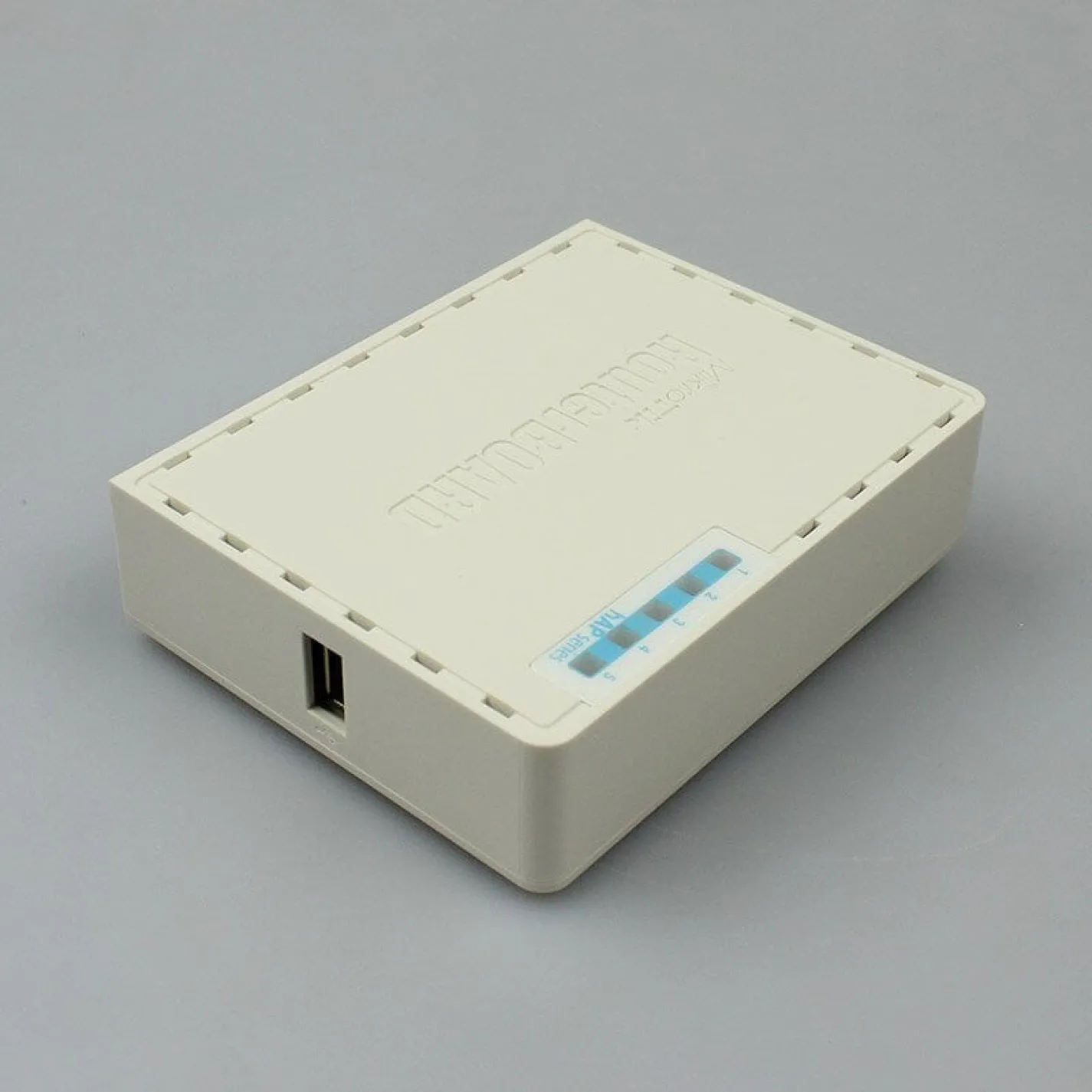 Беспроводной маршрутизатор MikroTik hAP ac lite - Фото 3
