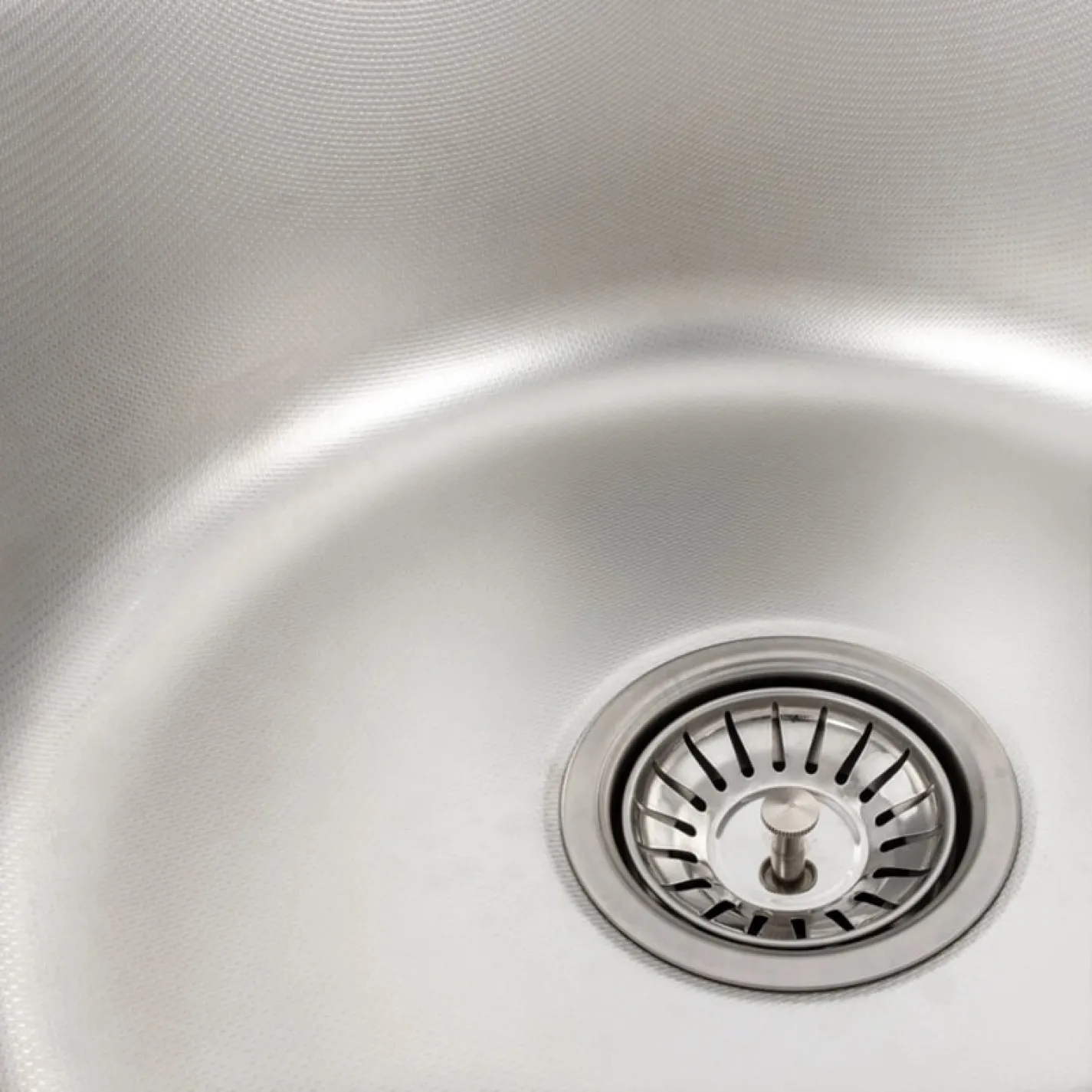 Кухонна мийка з нержавіючої сталі Platinum Декор 5844 (0,8/180 мм) - Фото 3
