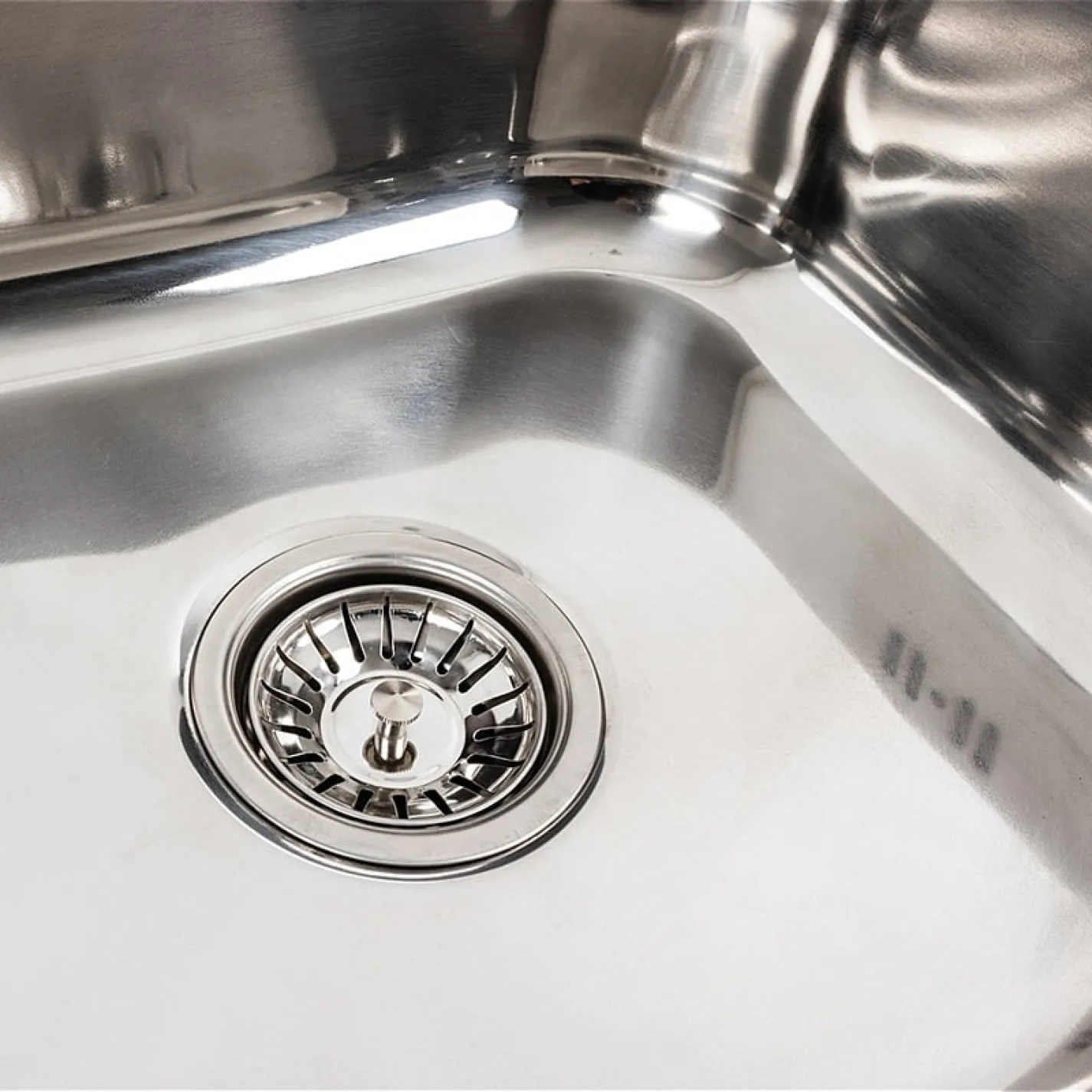 Кухонная мойка из нержавеющей стали Platinum Полировка 5050, 0,7/160 мм - Фото 3