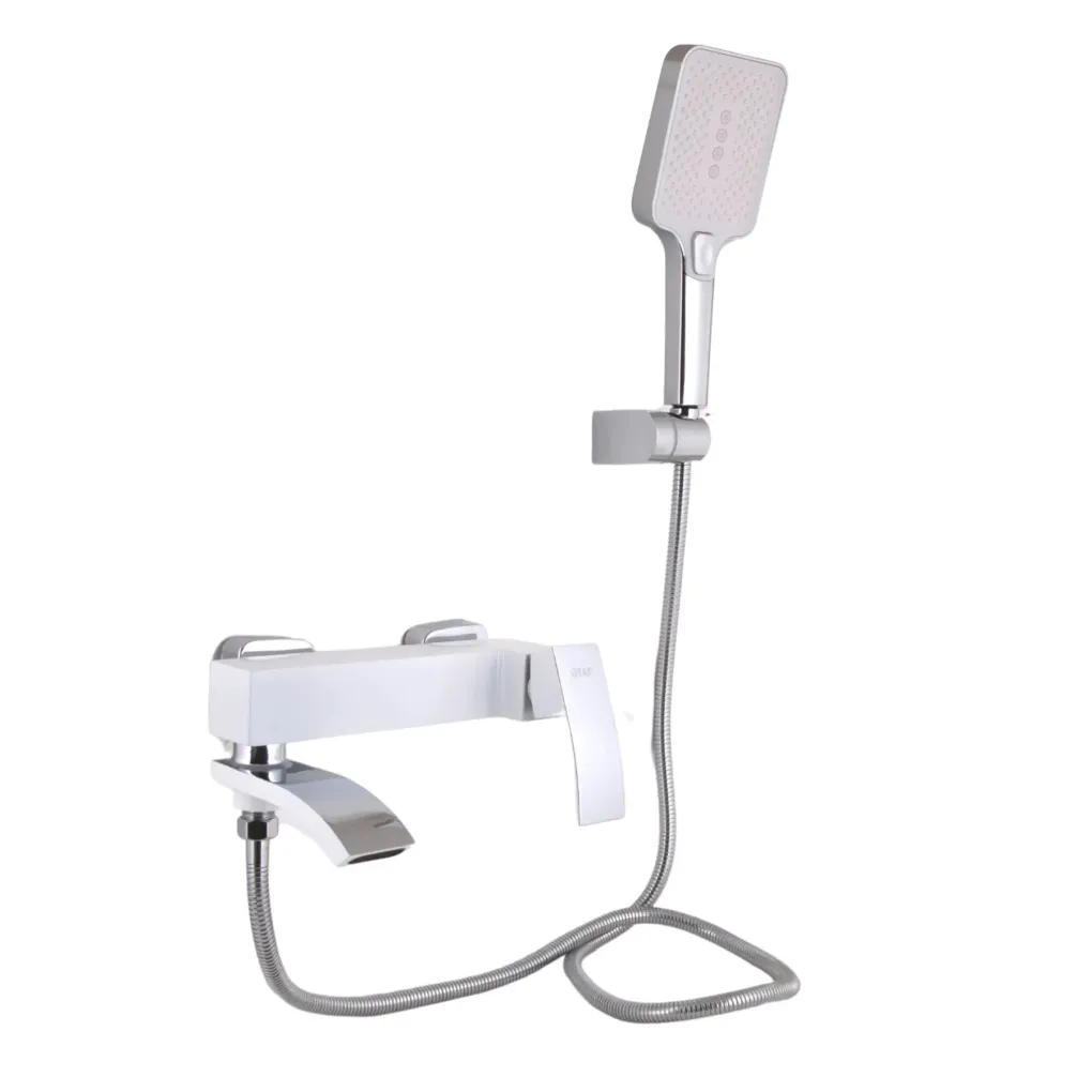 Смеситель для ванны Qtap Swan Cascada с душевым гарнитуром хром/белый (QTSWA260CRW45569)- Фото 1