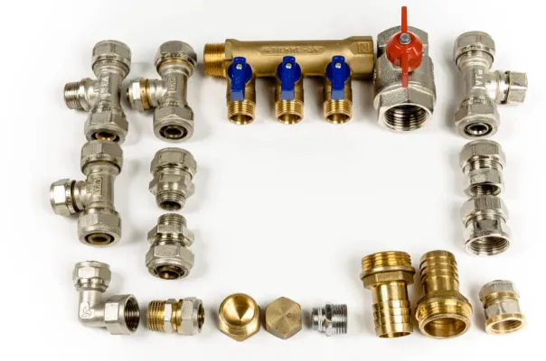 Фитинги и соединения для металлопластиковых труб