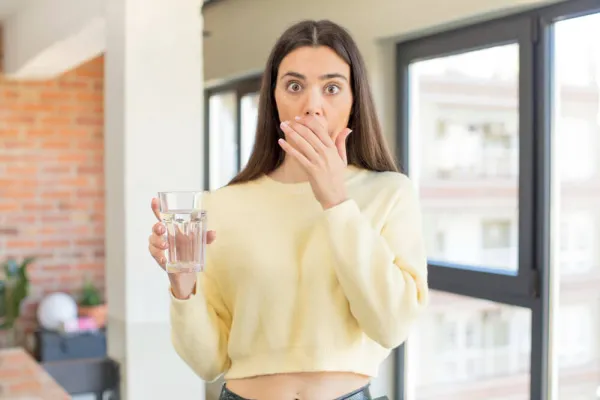 Почему вода после фильтрации имеет неприятный запах?